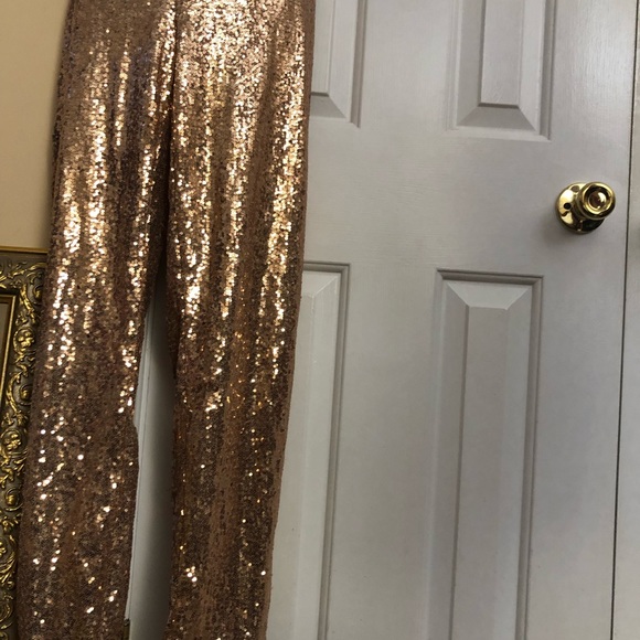 NWOT Boutique gold sequin pull on joggers - Picture 4 of 6